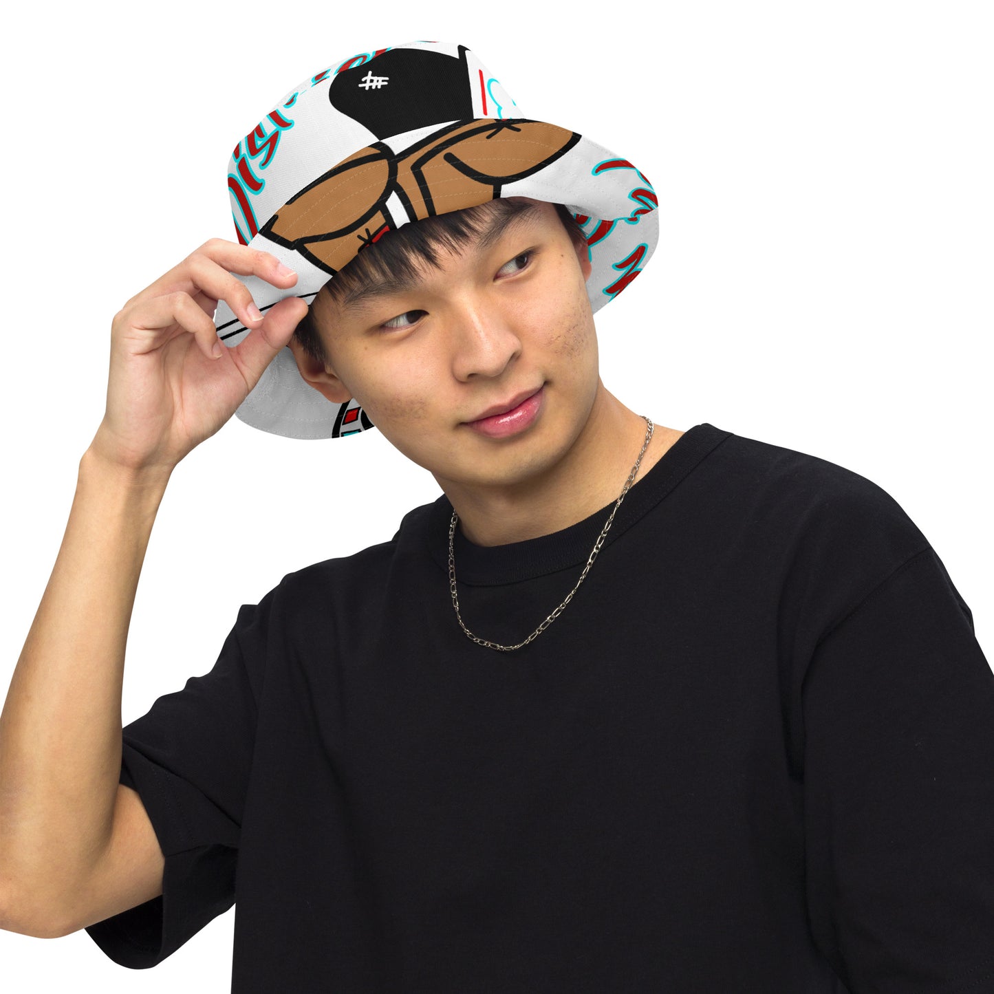 Reversible bucket hat